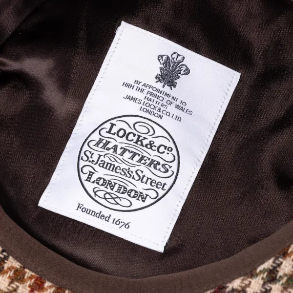 Lock u0026 Co. Hatters British Harris Tweed Cap "Turnberry" - Handmade For Gentlemen