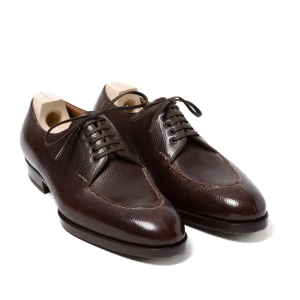 Saint Crispin's Derby "Split Toe Apron" Made Of Dark Brown Grained Calfskin - Pure Han