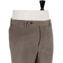 Rota Sartorial Exclusive To Michael Jondral: Khaki Green Trousers In English Cotton M