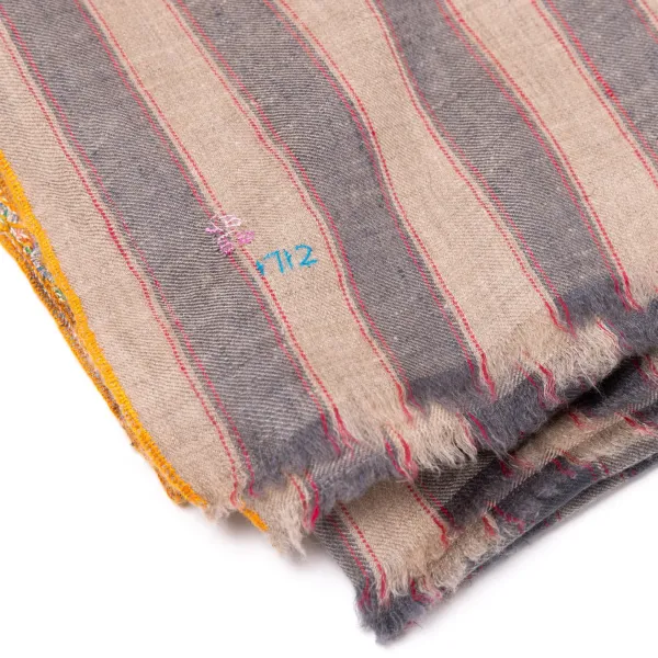 Yaser Shaw Mj Scarf "Amritsar" Made Of Finest Hand Embroidered Pashmina Cashmere