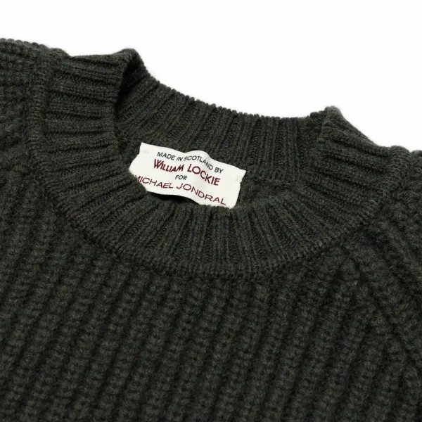 William Lockie Moss Green Pure Lambswool Sweater "Joss Earl" - 8 Ply