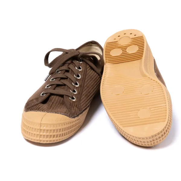 Specials X MJ Novesta X Mj: Brown "Star Master Corduroy" Sneaker