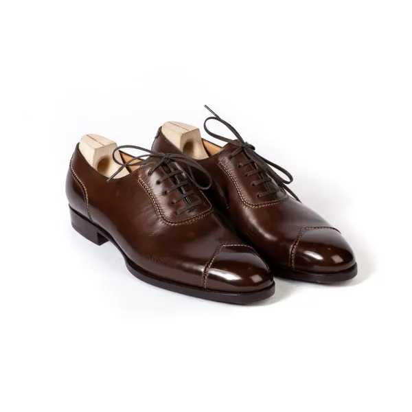 Saint Crispin's Oxford "Handsewn Cap" Made Of Brown Calfskin - Hand-Colored