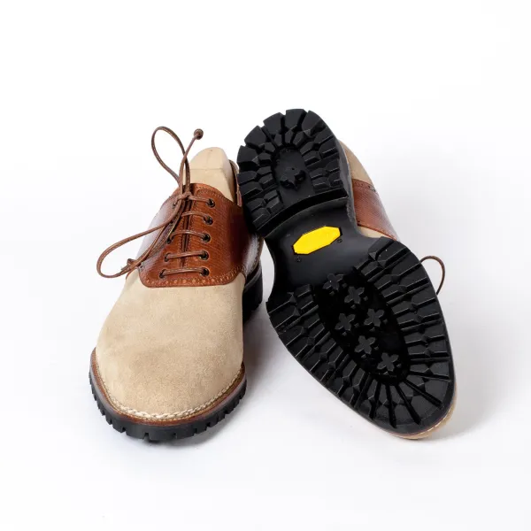 Saint Crispin's Sand-Colored "Saddle" Oxford Suede With Brown Saddle Made Of Calfskin "Russian Calf"