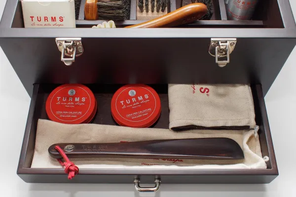 Turms Shoe-Polish Box "Luxury"